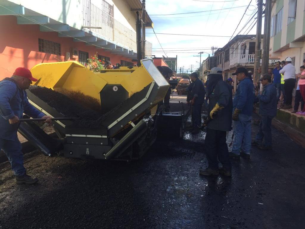 Photo of Alcaldía podrá desde ahora encargarse directamente de la pavimentación de las calles urbanas y rurales de Villavicencio